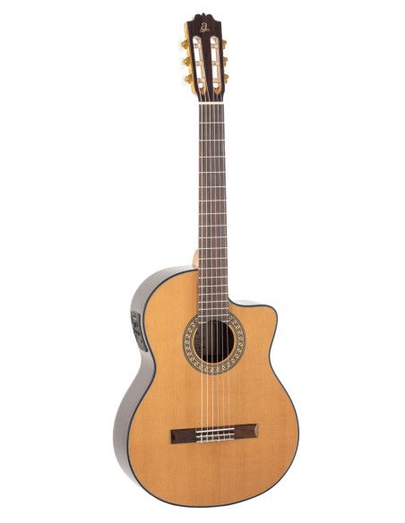 Guitarra clásica Admira A6-ECF Fishman + funda 20 mm