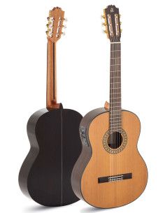 Guitarra clásica Admira A6-EF Fishman + funda 20 mm 2