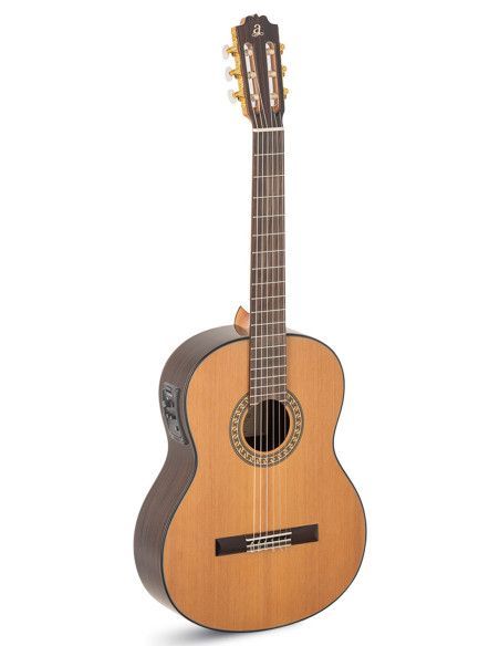 Guitarra clásica Admira A6-EF Fishman + funda 20 mm