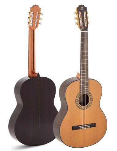 Guitarra clásica Admira A6. Serie Artesanía +...