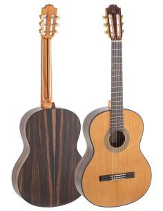 Guitarra clásica Admira A4 + funda 15 mm 2