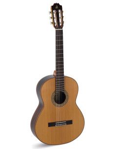 Guitarra clásica Admira A10 serie Artesanía 2