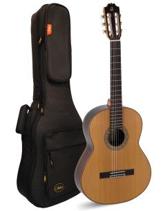 Guitarra clásica Admira A10 serie Artesanía + funda 20 mm