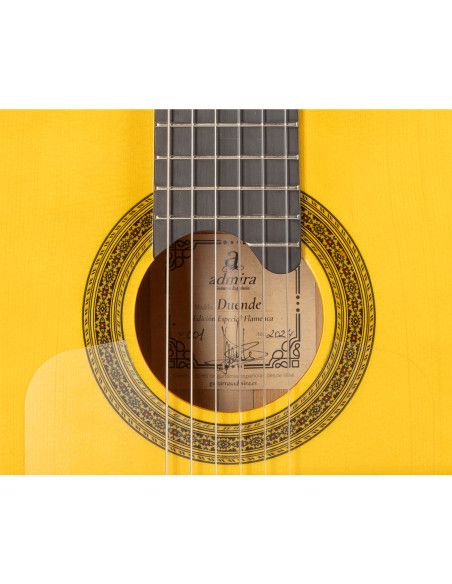 Guitarra flamenca Admira Duende + Estuche foam